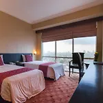 Twin Plaza Hotel