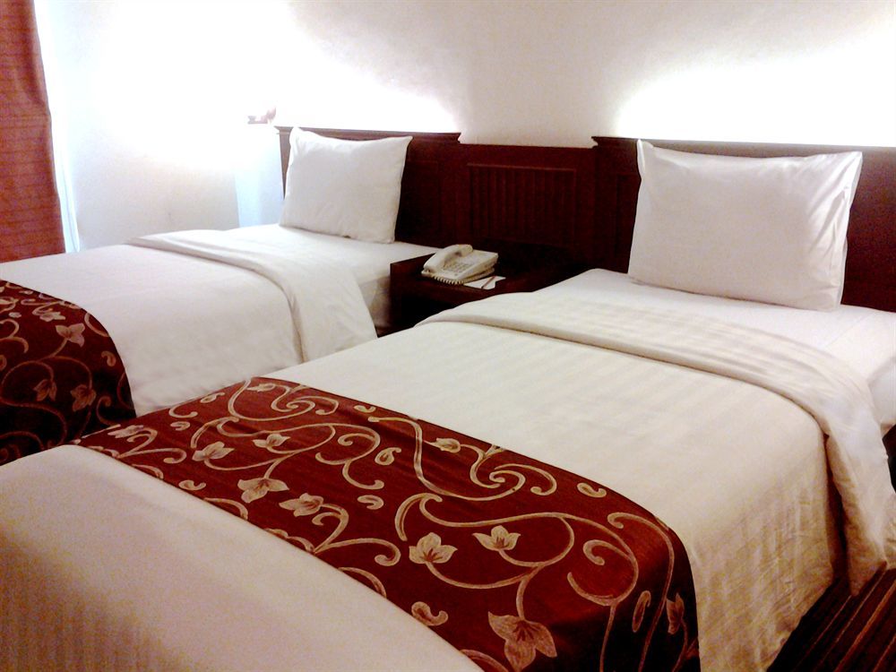 Hotel Twin Plaza
